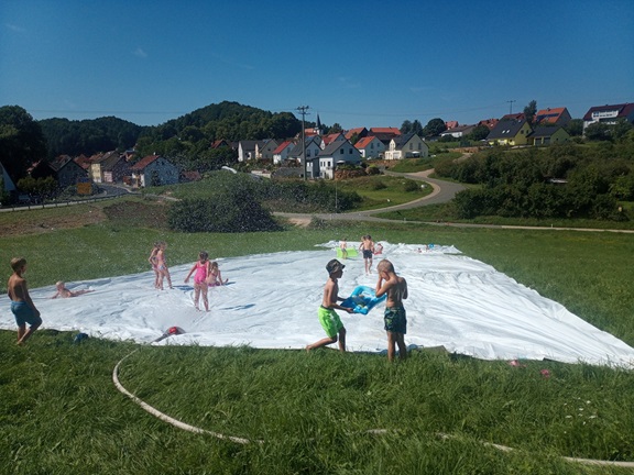 KFW Plech Wasserrutsche